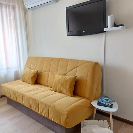 Krimski - Free Private Parking Apartment Varna